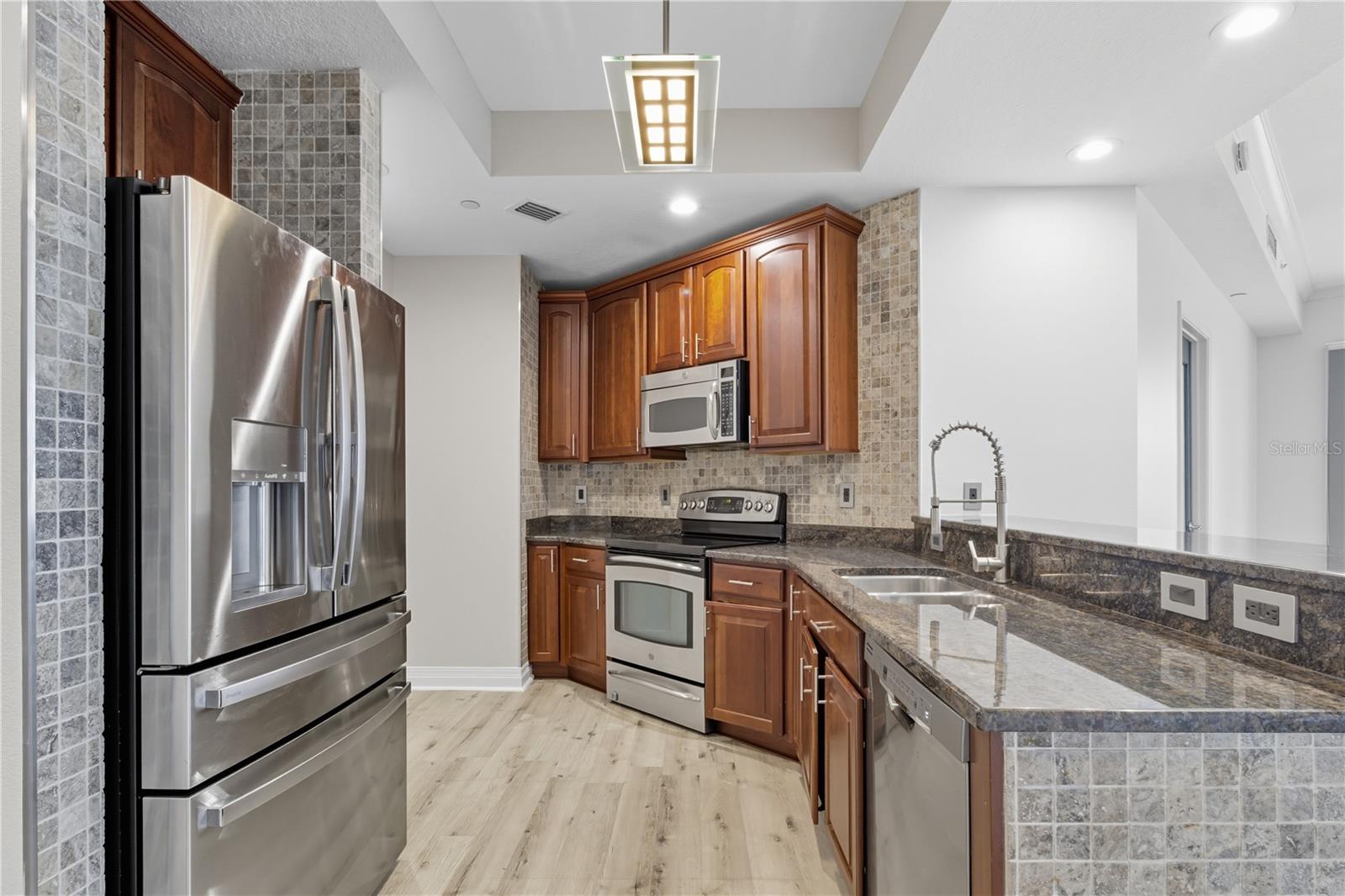 TOWERS OF CHANNELSIDE CONDOMIN - Residential Lease