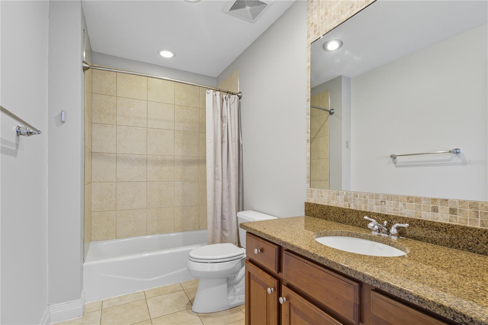 TOWERS OF CHANNELSIDE CONDOMIN - Residential Lease