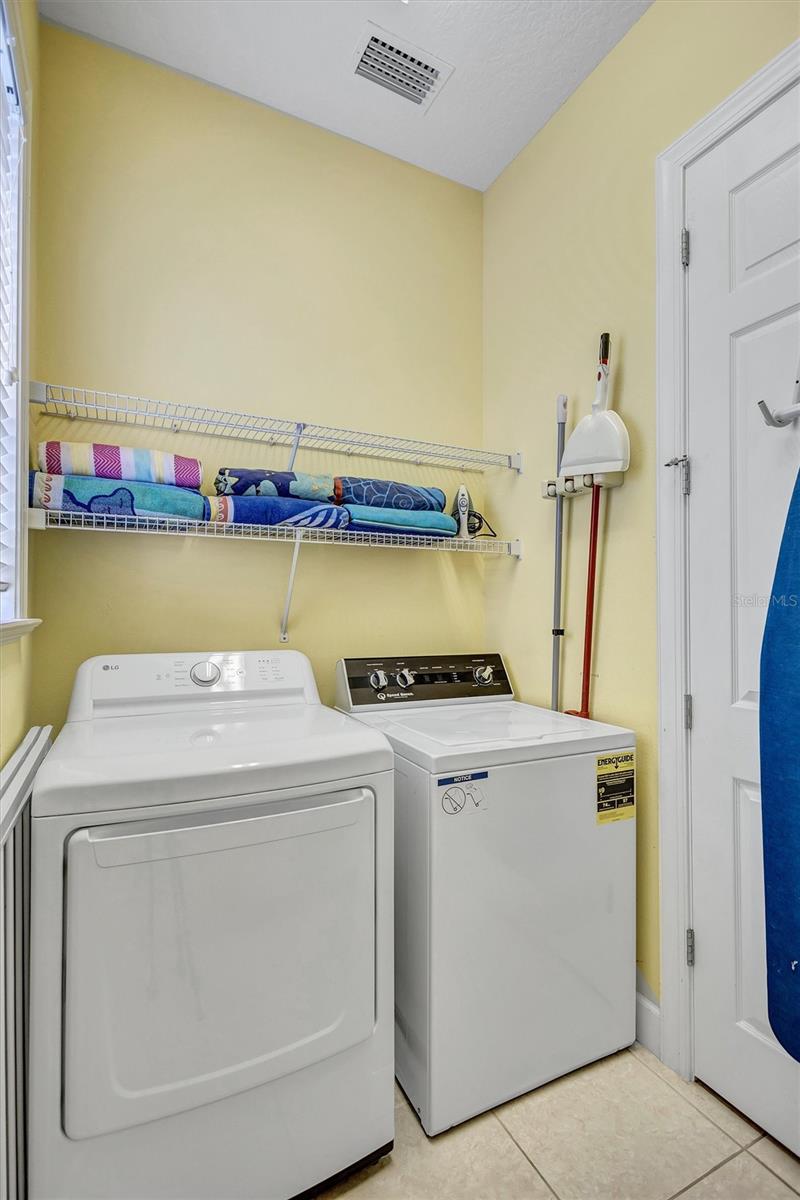 SIESTA VILLAS 1 - Residential