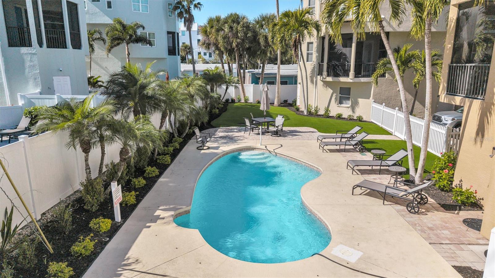 SIESTA VILLAS 1 - Residential