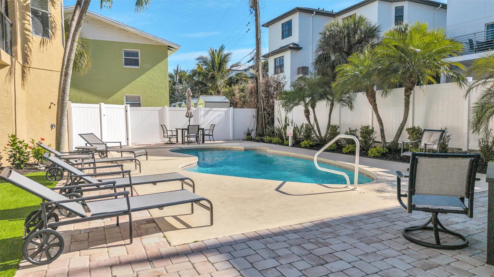 SIESTA VILLAS 1 - Residential