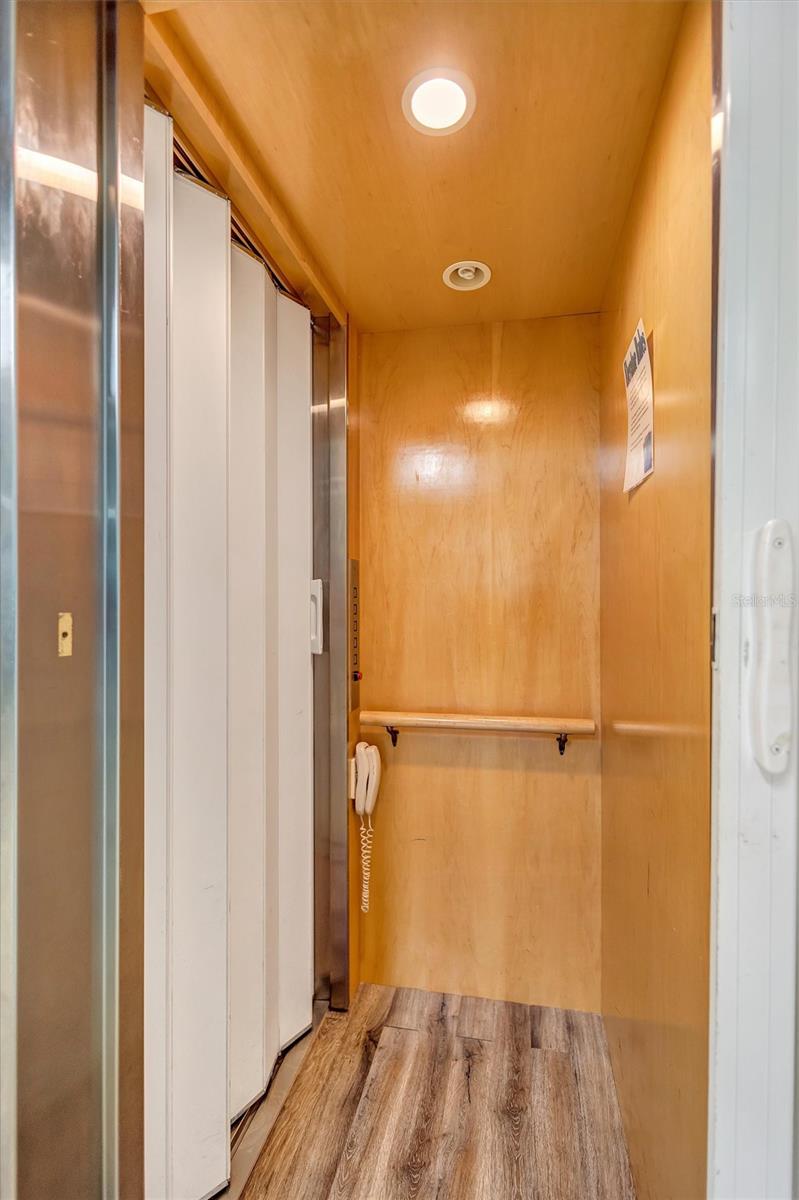 SIESTA VILLAS 1 - Residential