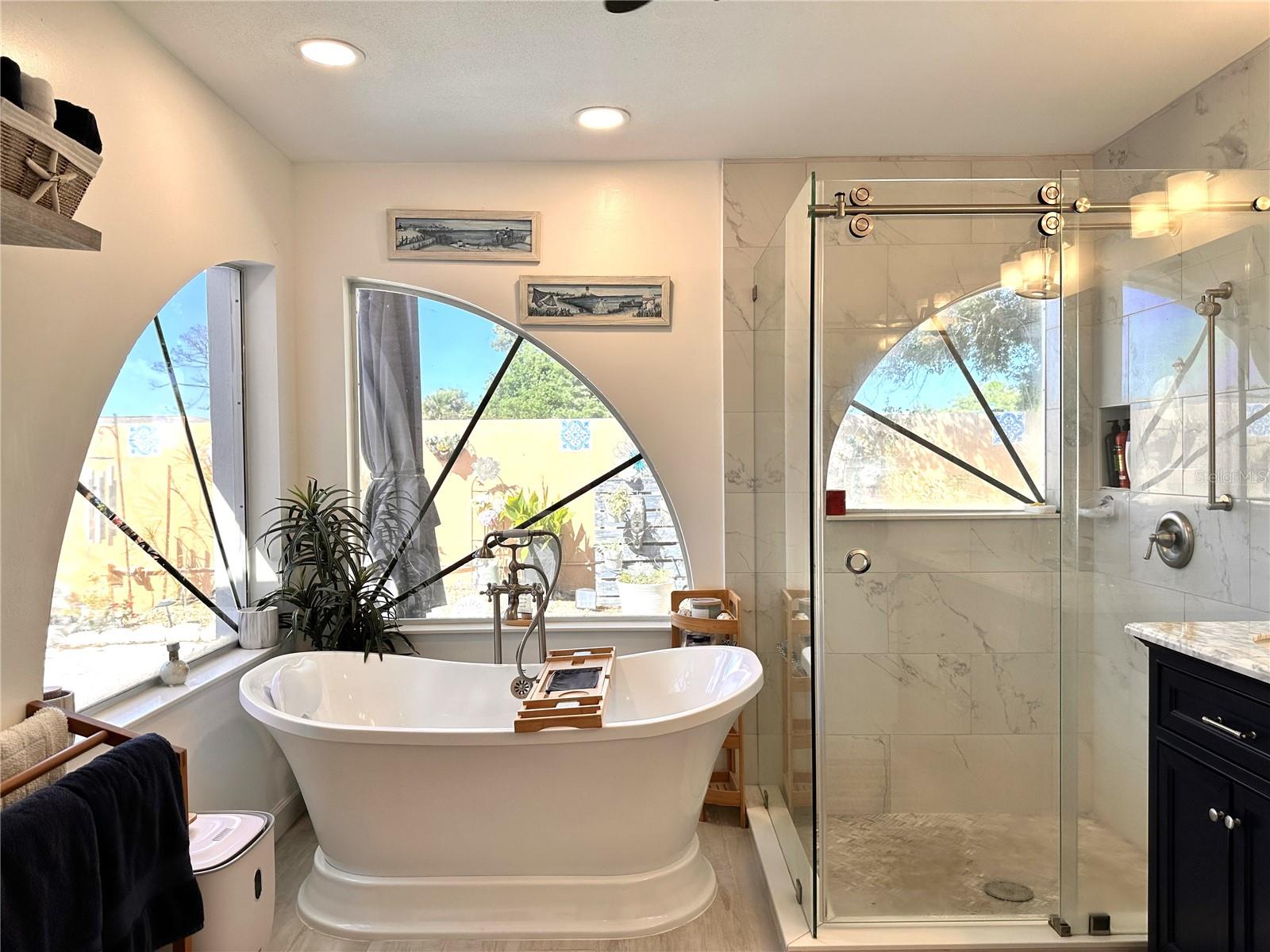 ROTONDA WEST OAKLAND HILLS - Residential