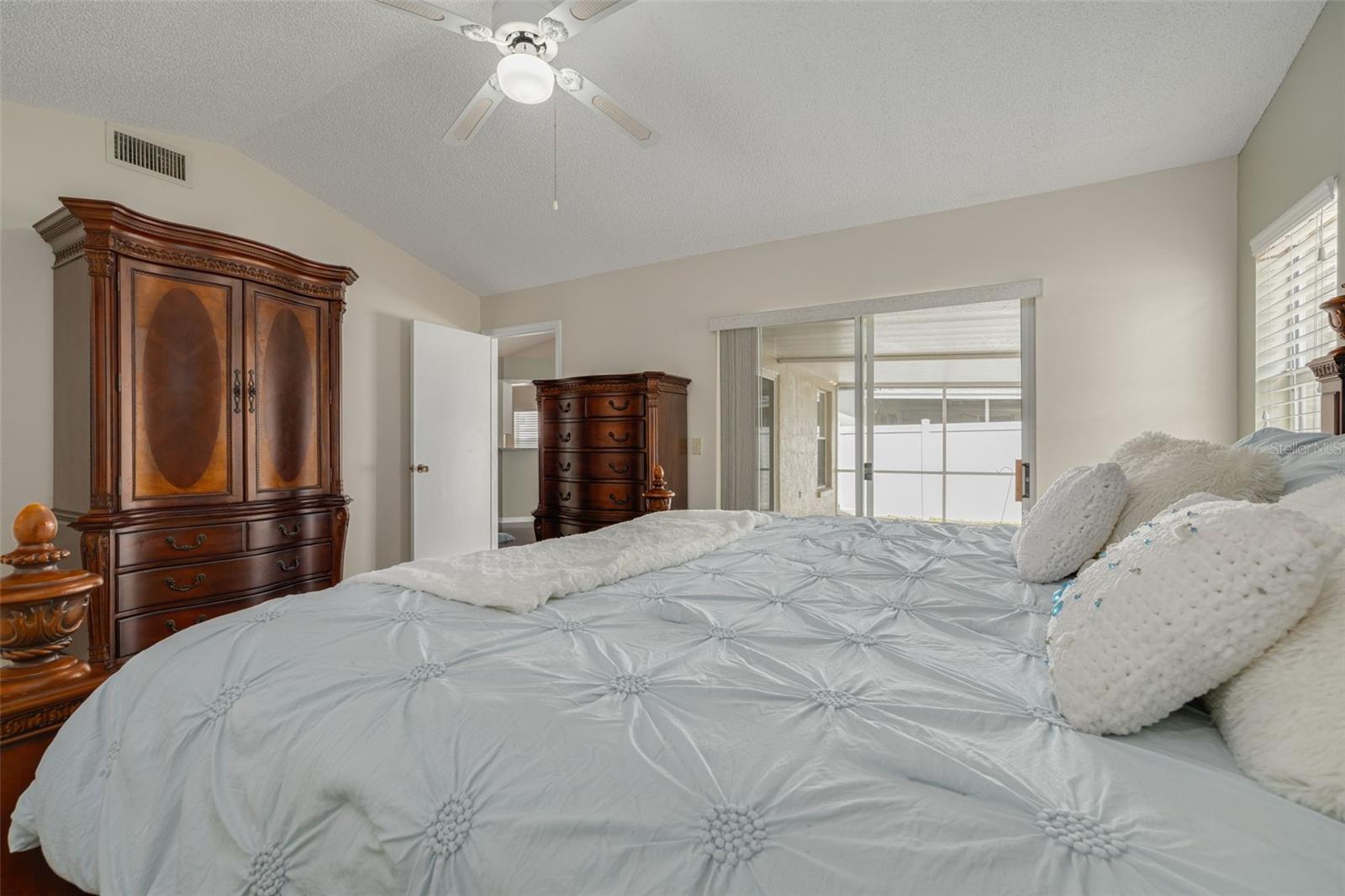 BLOOMINGDALE HILLS - Residential