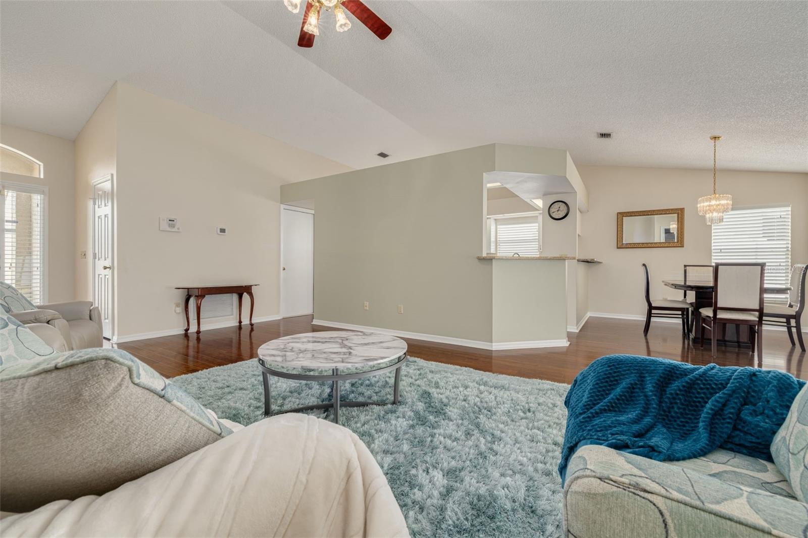 BLOOMINGDALE HILLS - Residential