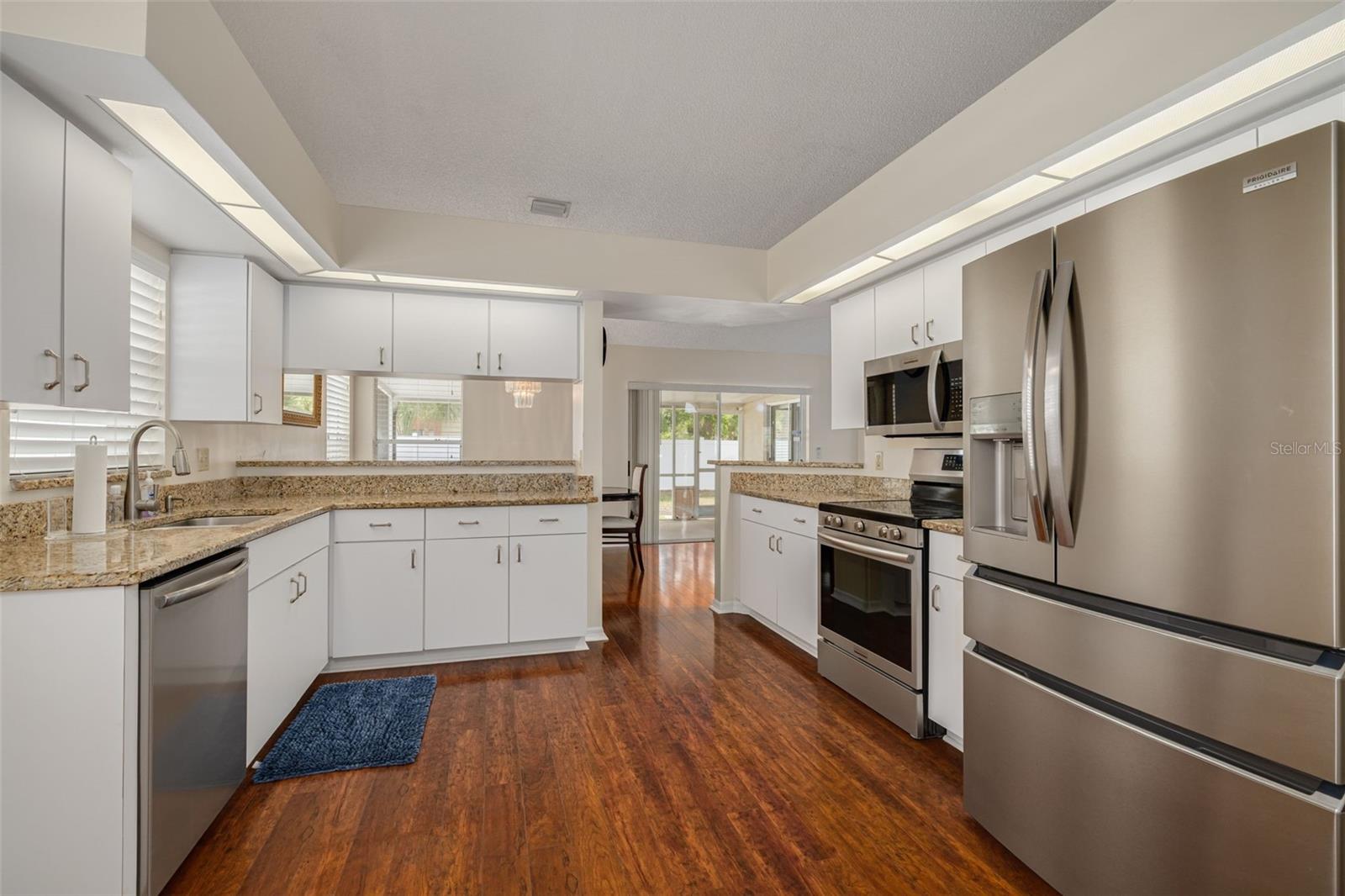 BLOOMINGDALE HILLS - Residential