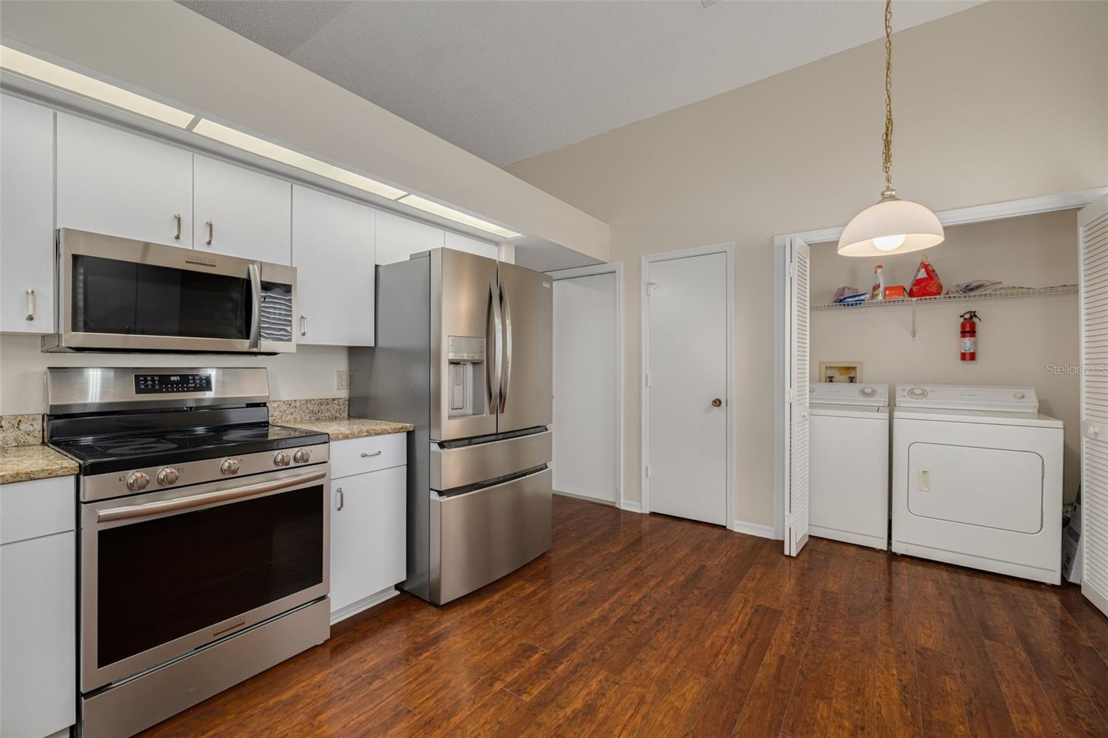 BLOOMINGDALE HILLS - Residential