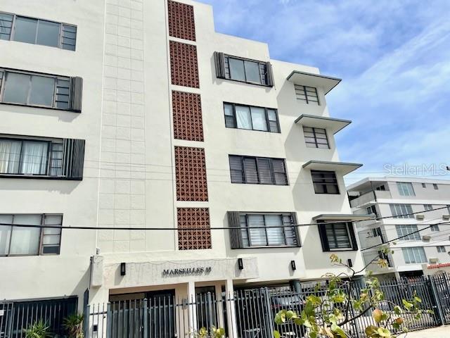 COND. MARSEILLES 18 - Residential