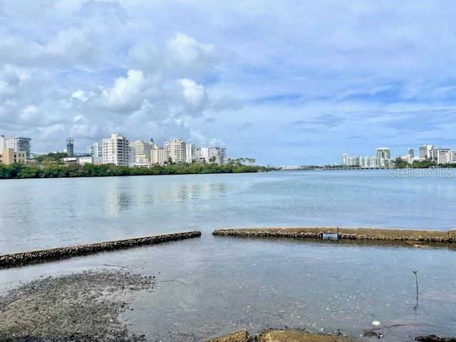 COND. MARSEILLES 18 - Residential