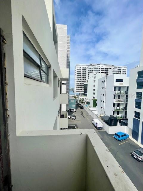 COND. MARSEILLES 18 - Residential