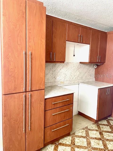 COND. MARSEILLES 18 - Residential