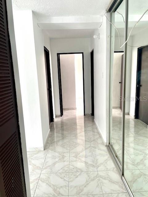 COND. MARSEILLES 18 - Residential