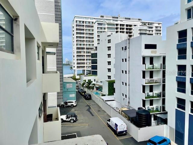 COND. MARSEILLES 18 - Residential