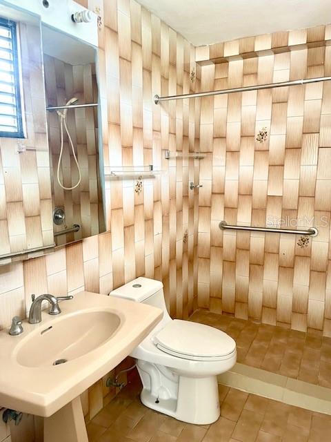 COND. MARSEILLES 18 - Residential