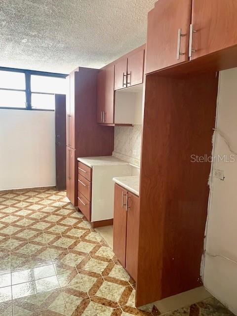 COND. MARSEILLES 18 - Residential