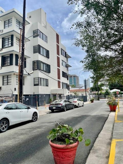 COND. MARSEILLES 18 - Residential