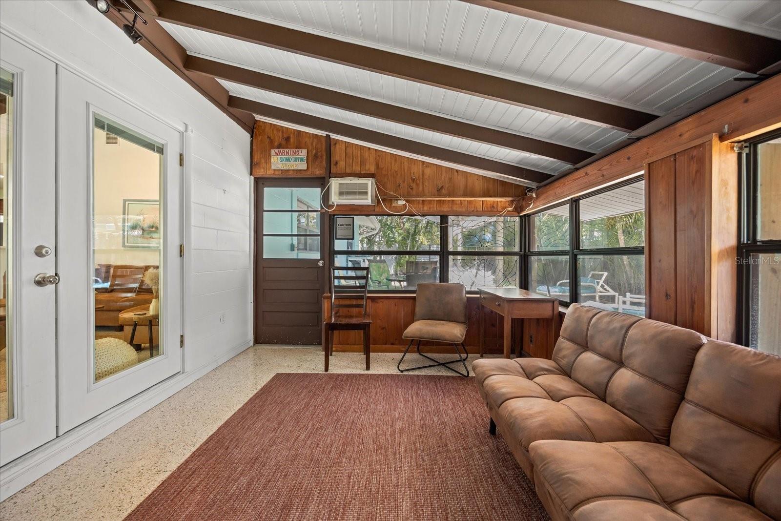 COCOA ISLES 2ND ADD - Residential