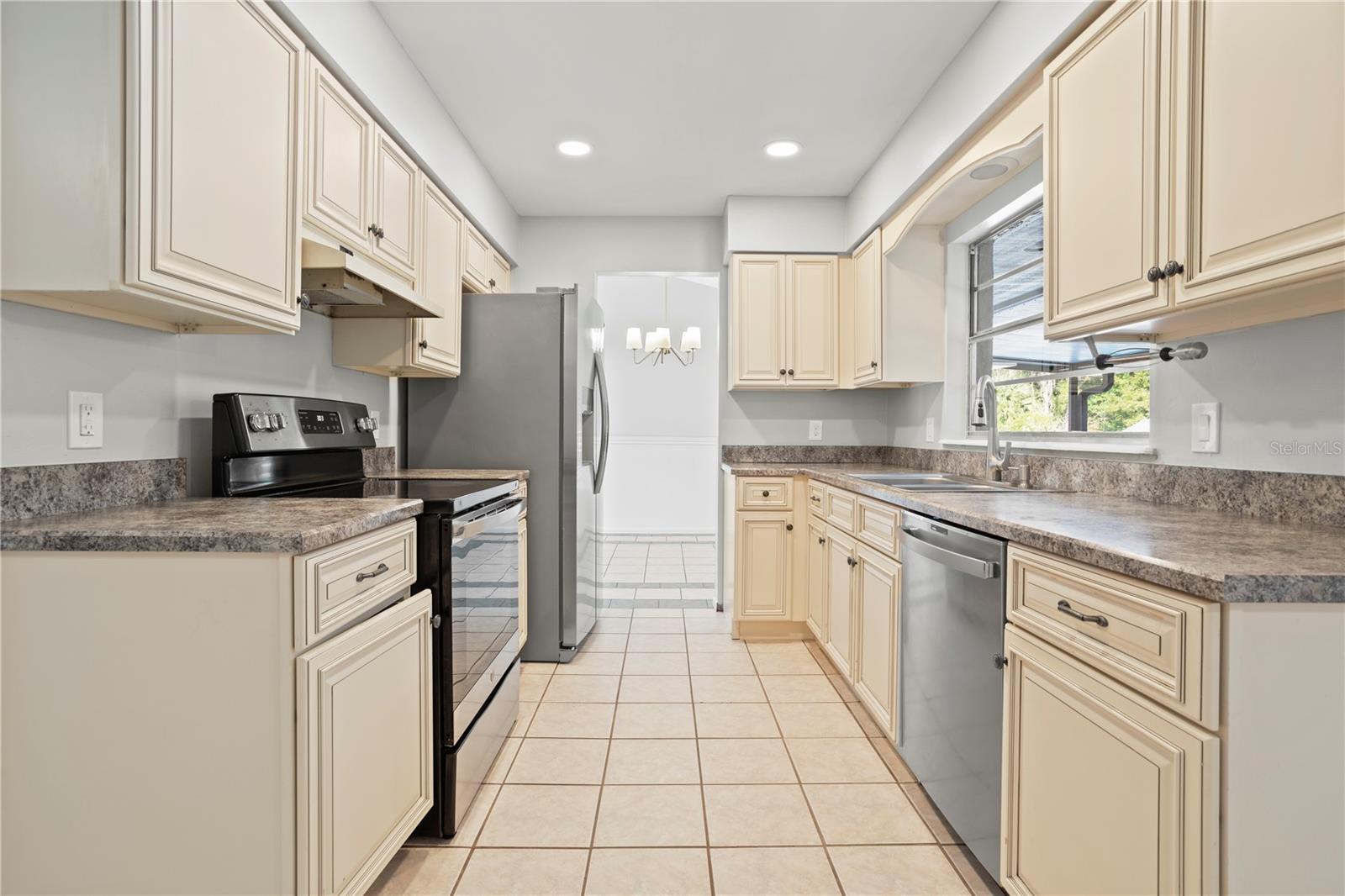 SWEETWATER CREEK - Residential