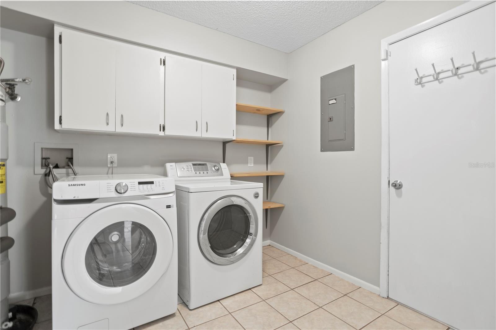 SWEETWATER CREEK - Residential