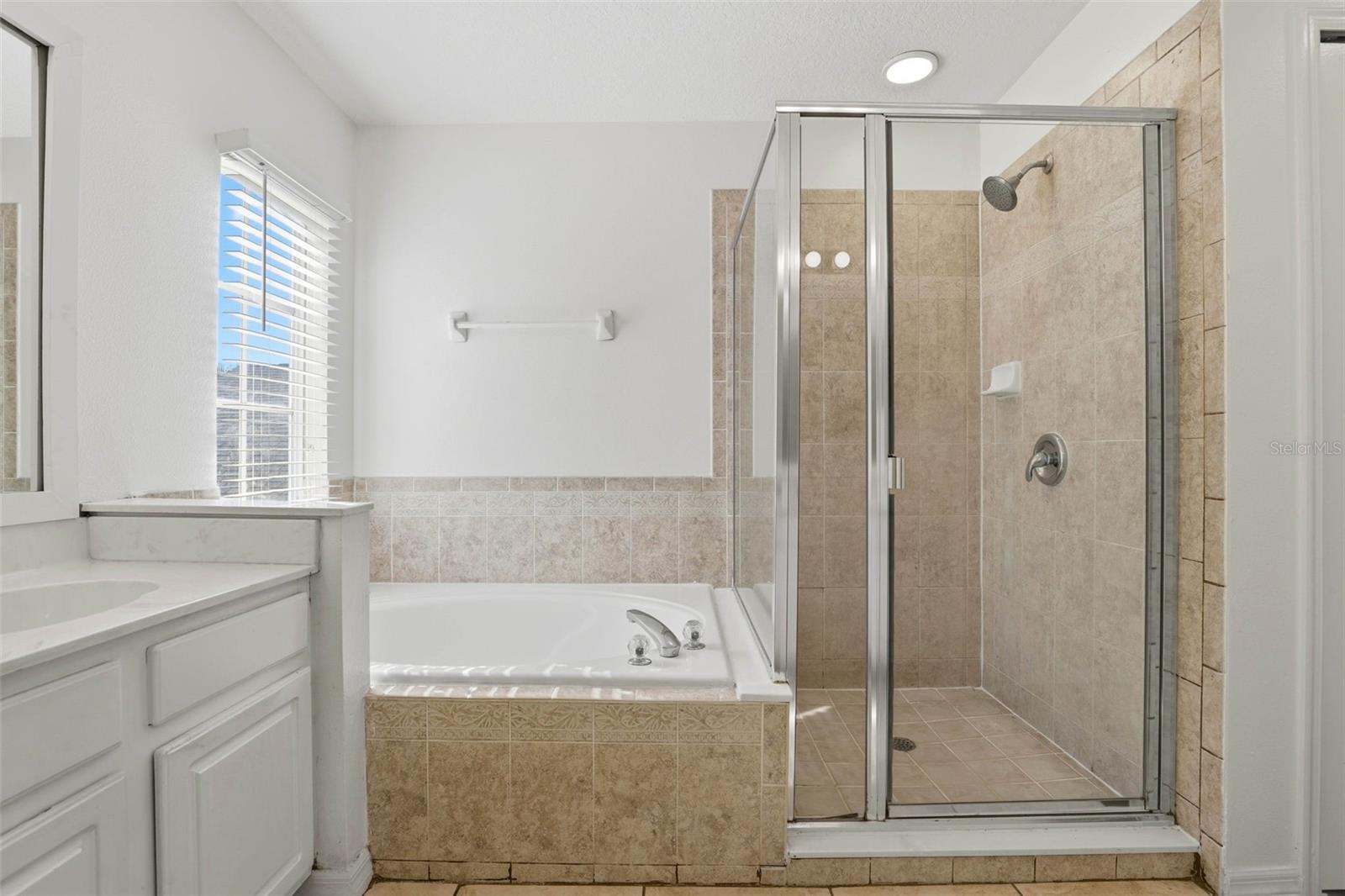 VISTA LAKES VILLAGES N-4 & N-5 - Residential