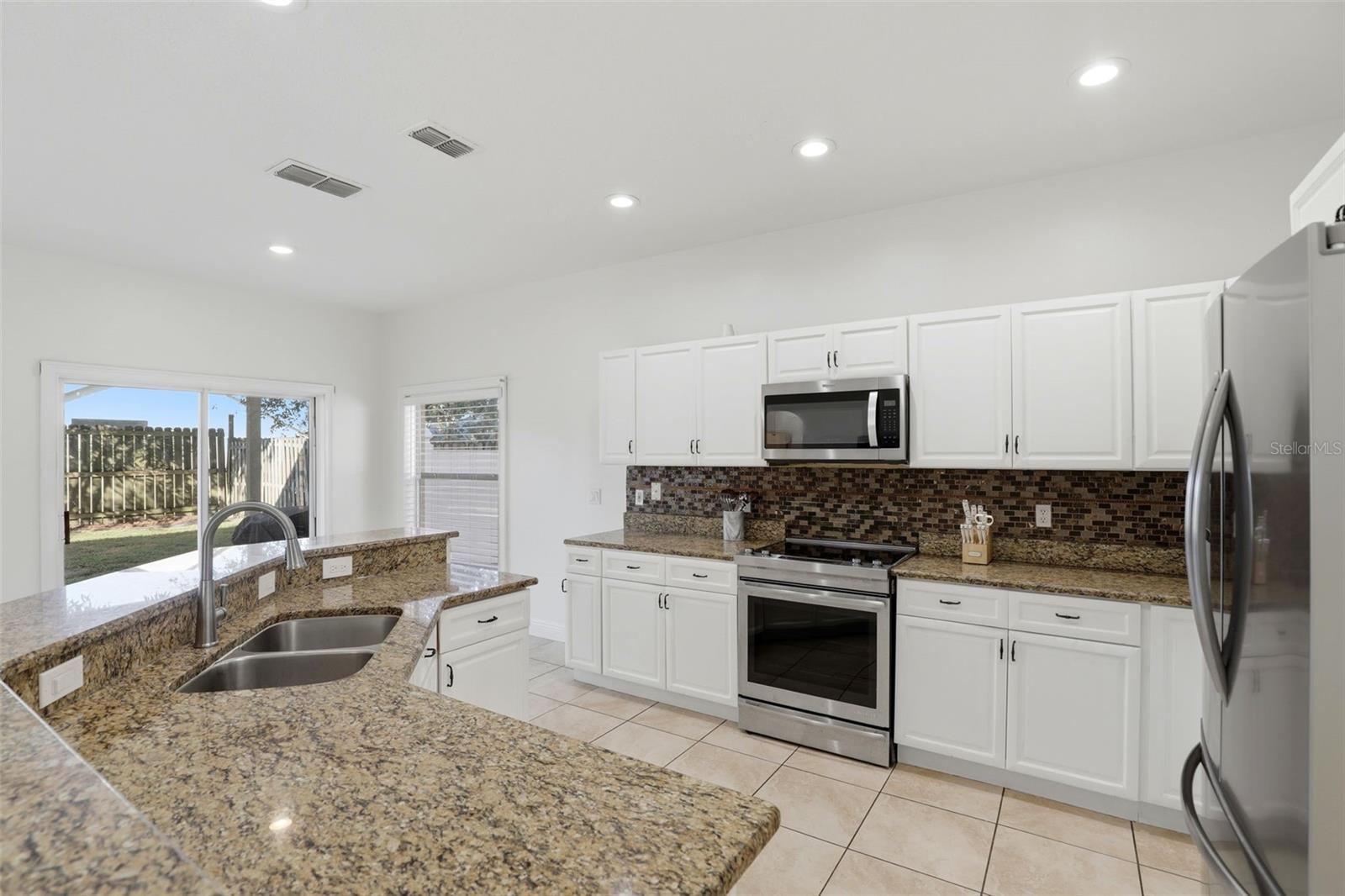 VISTA LAKES VILLAGES N-4 & N-5 - Residential