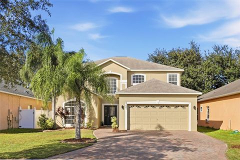 Photo of 8281 Westcott Shore Drive, Orlando, FL 32829 (MLS # O6360317)