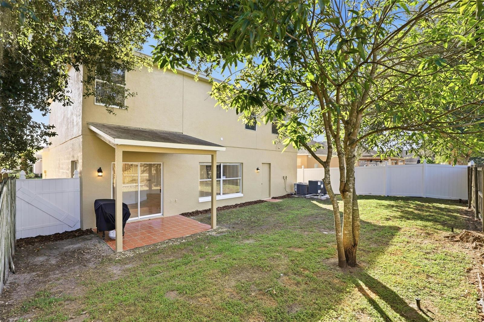 VISTA LAKES VILLAGES N-4 & N-5 - Residential