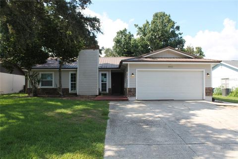 A home in LAKELAND