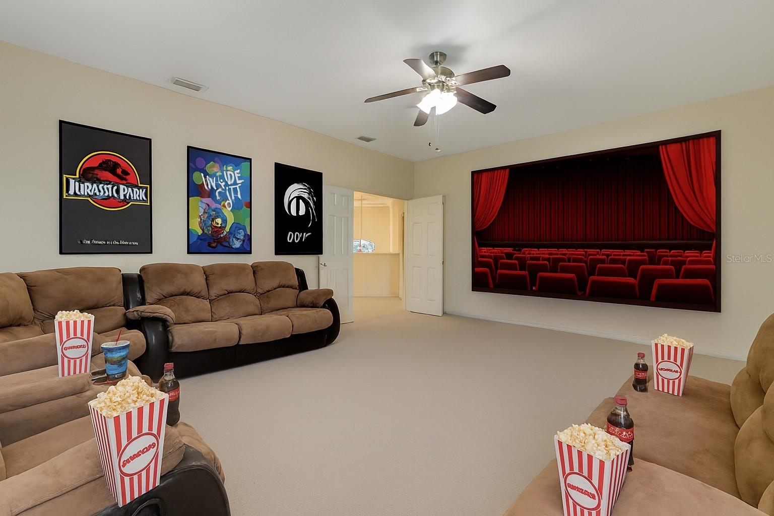 CARROLLWOOD CROSSING - Residential