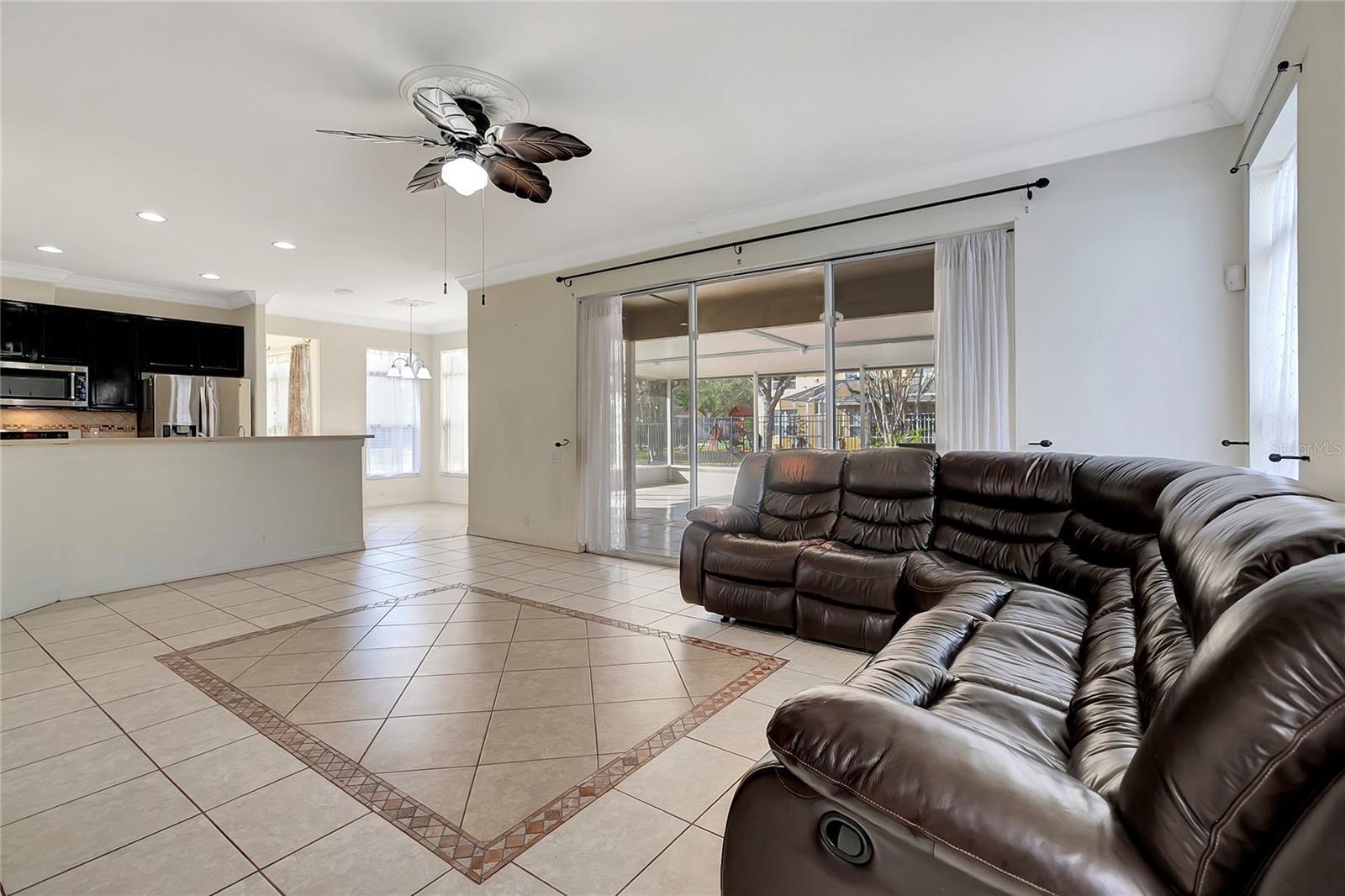 CARROLLWOOD CROSSING - Residential