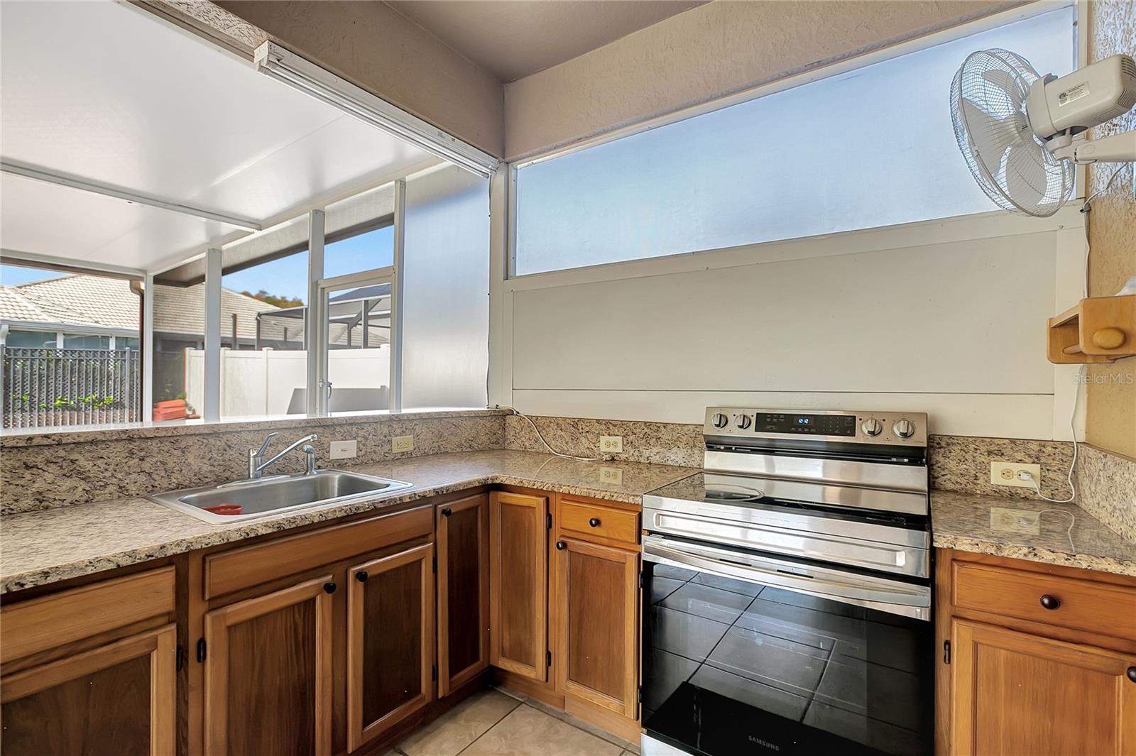 CARROLLWOOD CROSSING - Residential