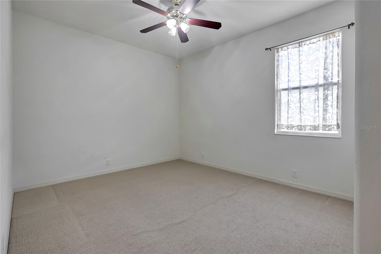 CARROLLWOOD CROSSING - Residential