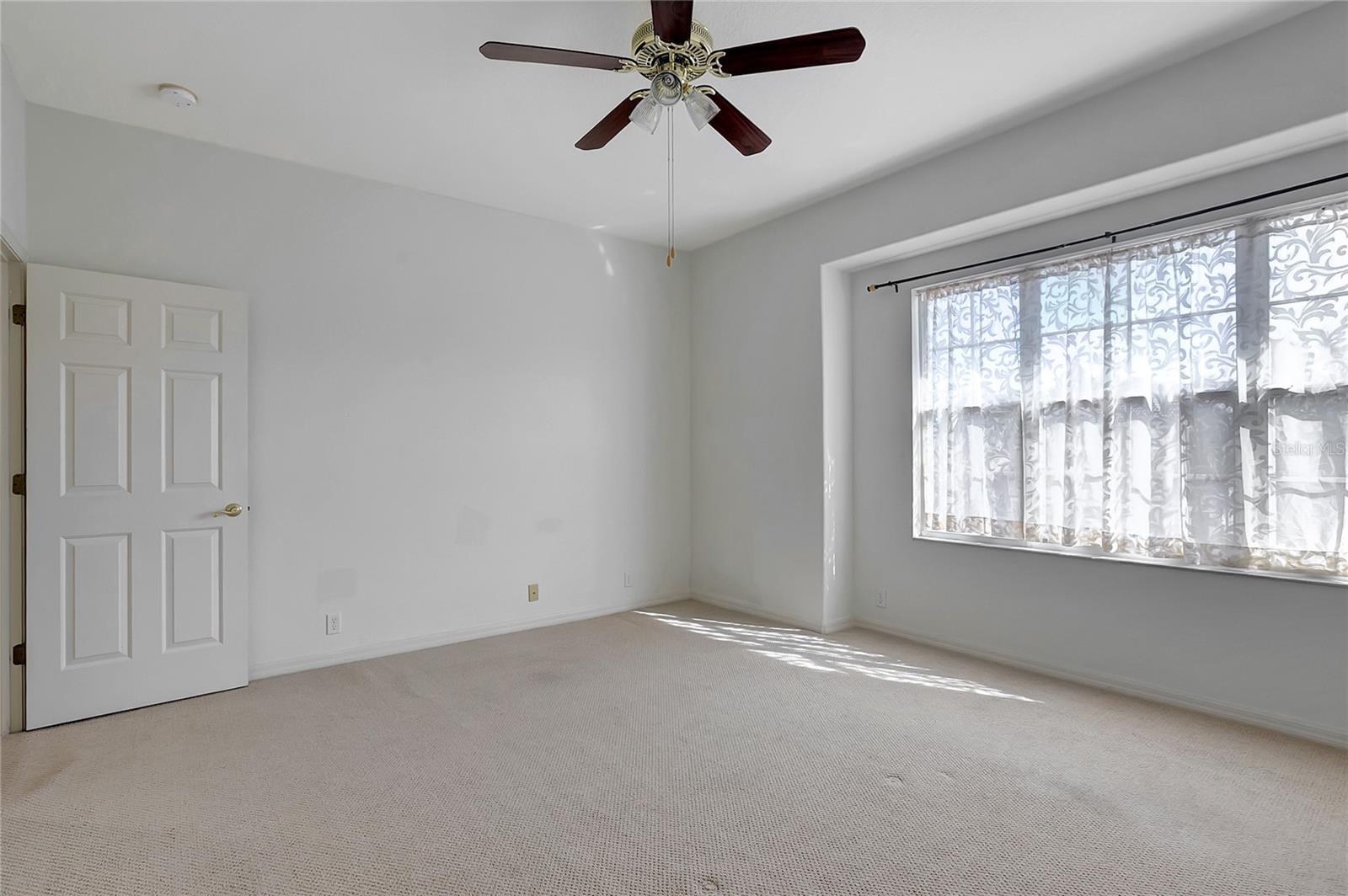 CARROLLWOOD CROSSING - Residential