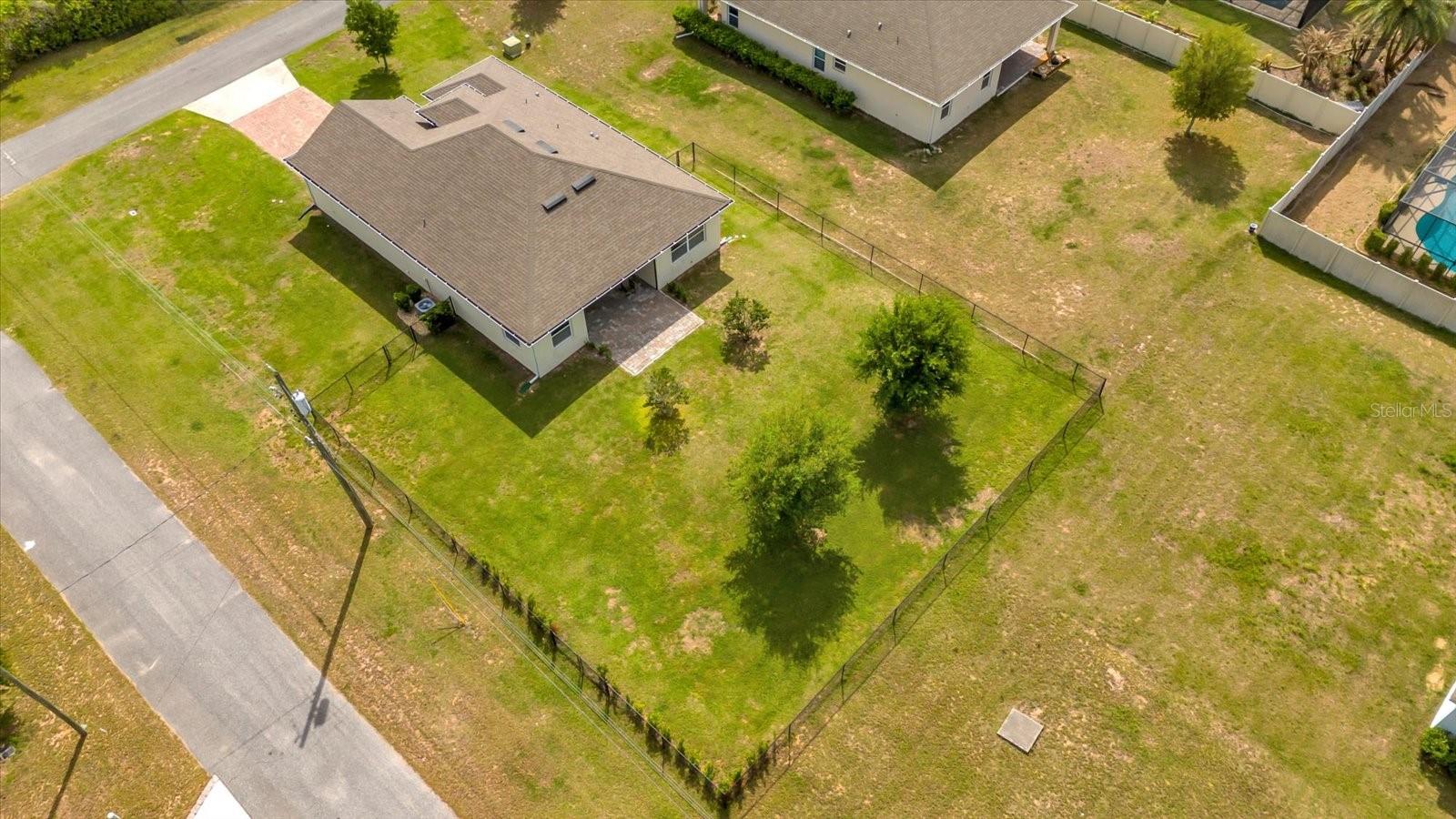 HOWEY PALM GARDENS - Residential