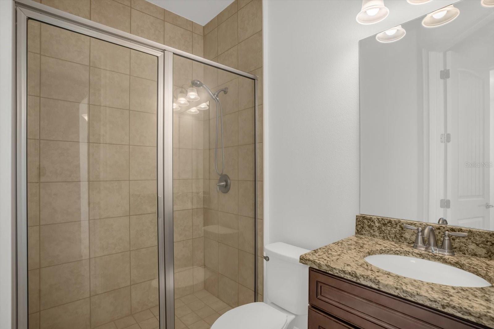 HOWEY PALM GARDENS - Residential