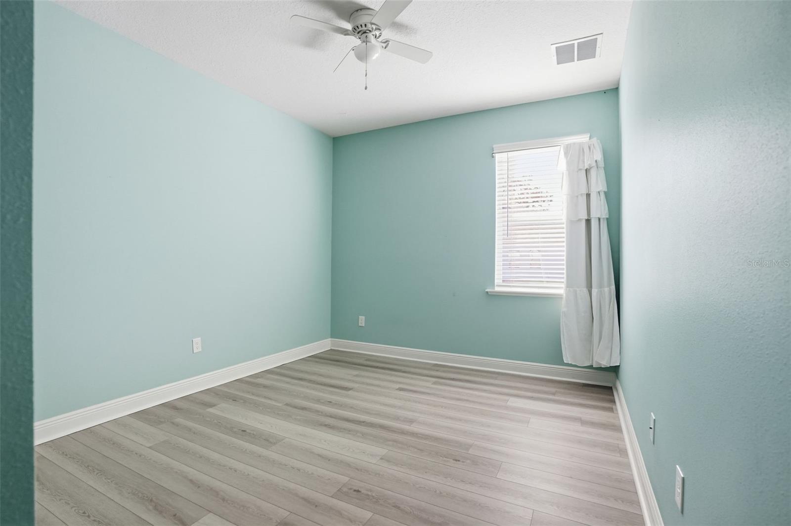 WOODLAND WATERS PH 6 - Residential