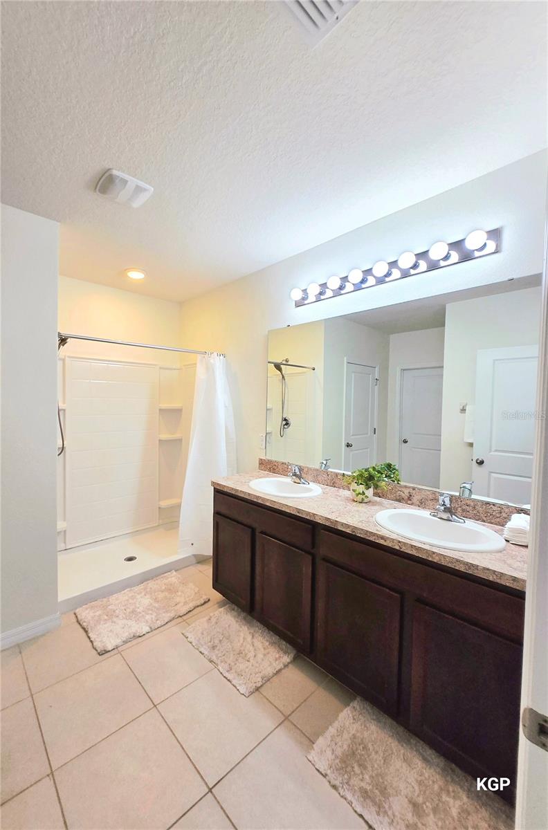 CARRIAGE POINTE SOUTH PH 2D3 - Residential