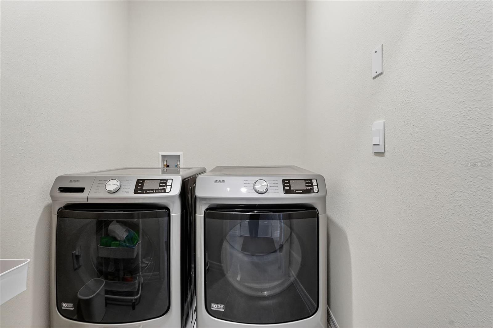 COTTAGES/SANDERS GROVE - Residential