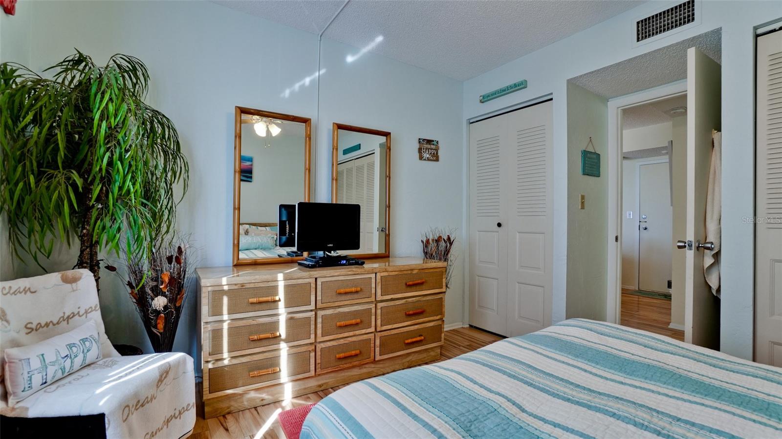 RAINTREE - Residential