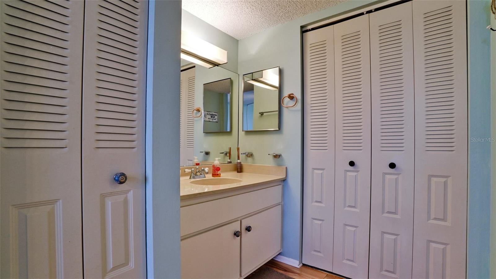 RAINTREE - Residential