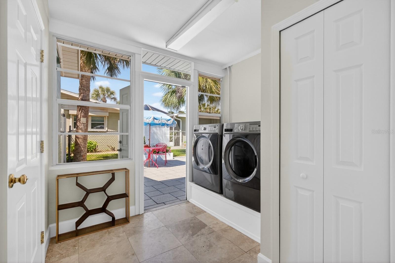 OCEAN TERRACE - Residential