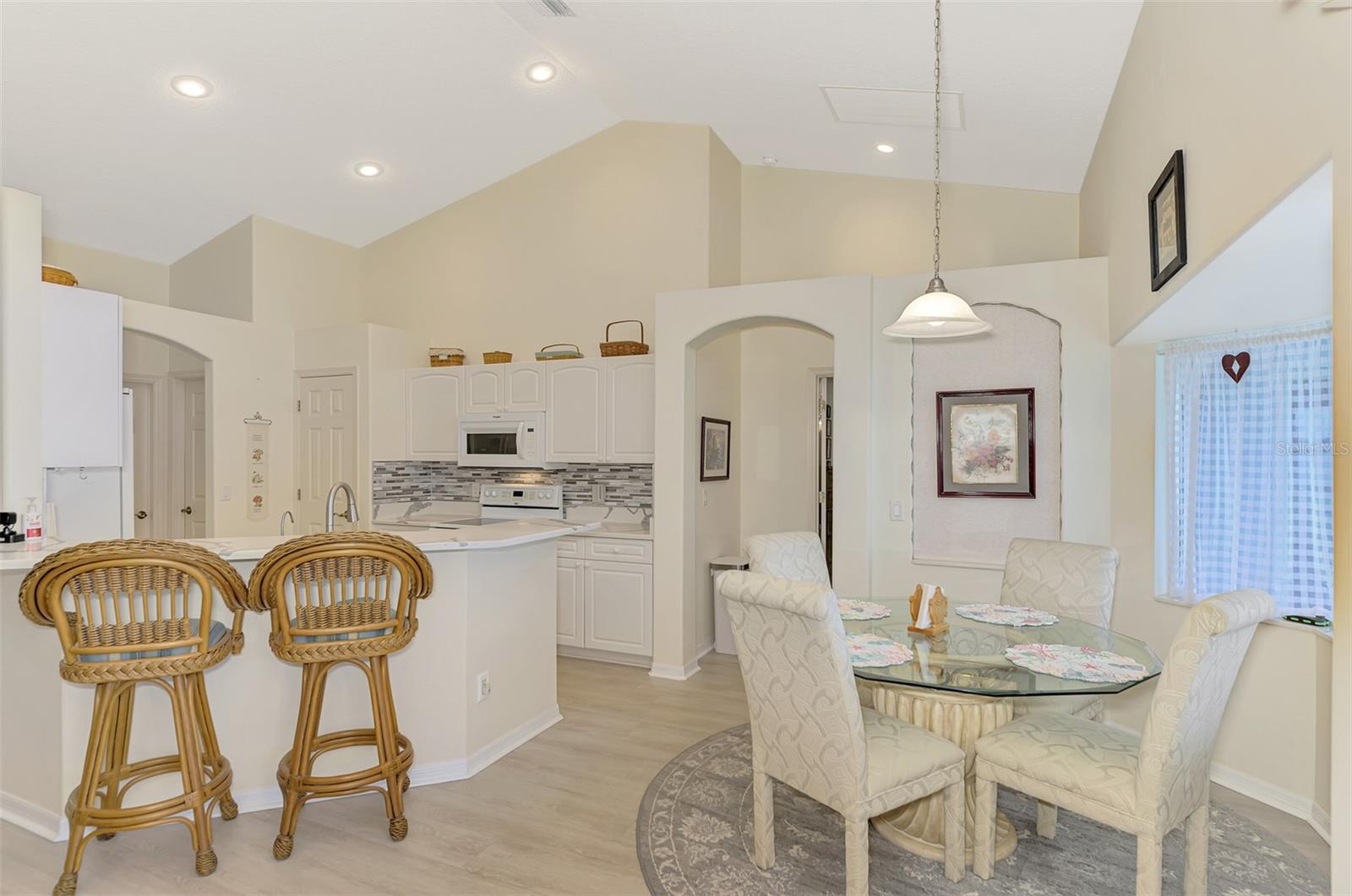 CHARLESTON PARK - Residential