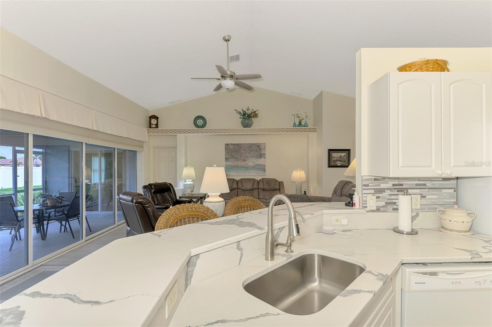 CHARLESTON PARK - Residential