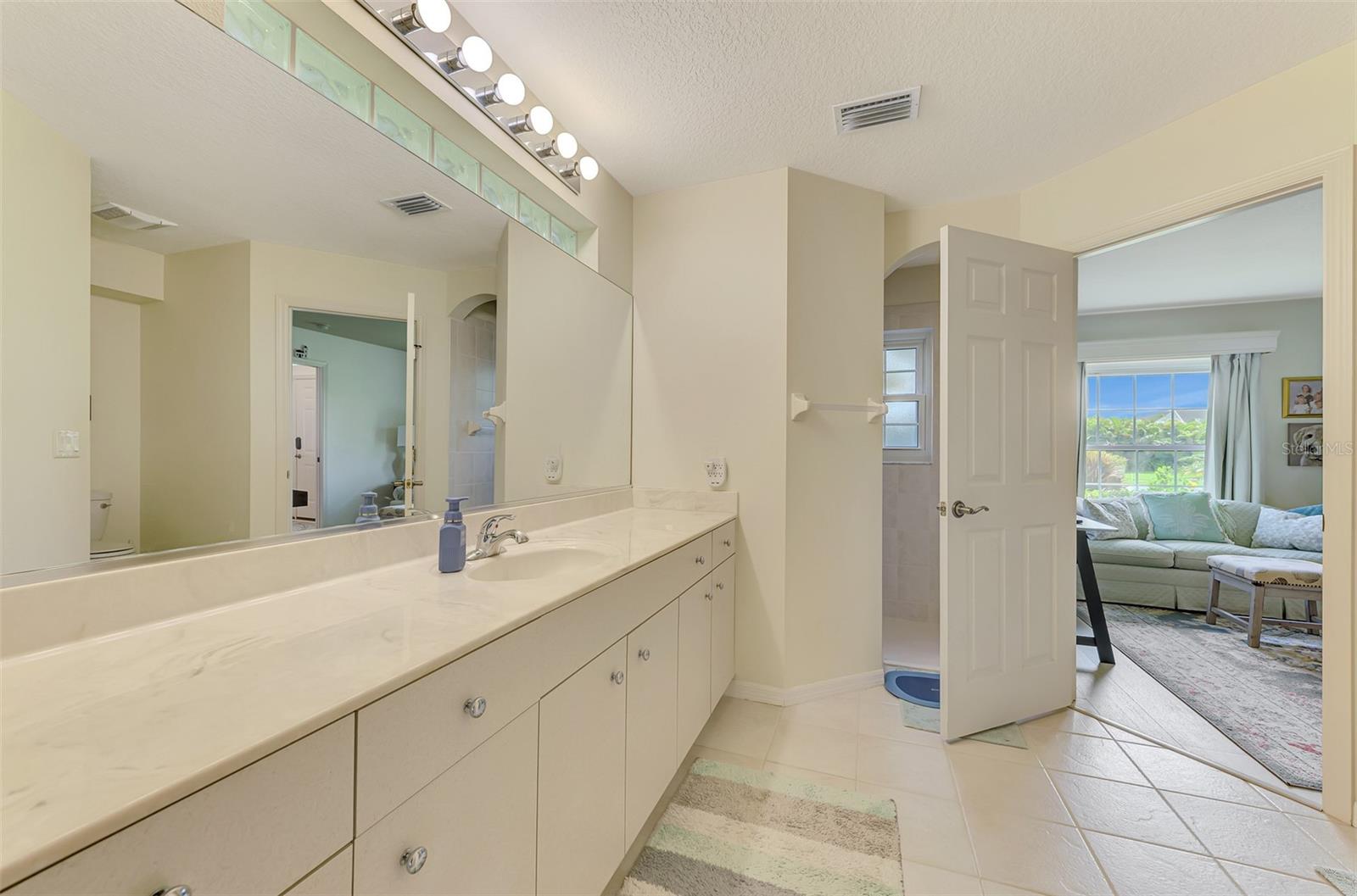 CHARLESTON PARK - Residential