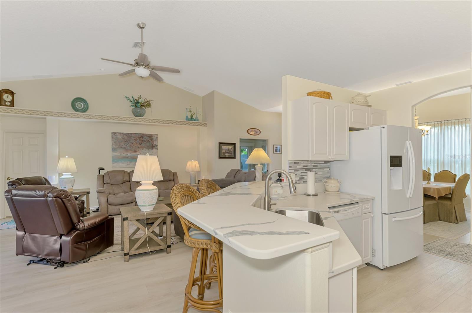 CHARLESTON PARK - Residential