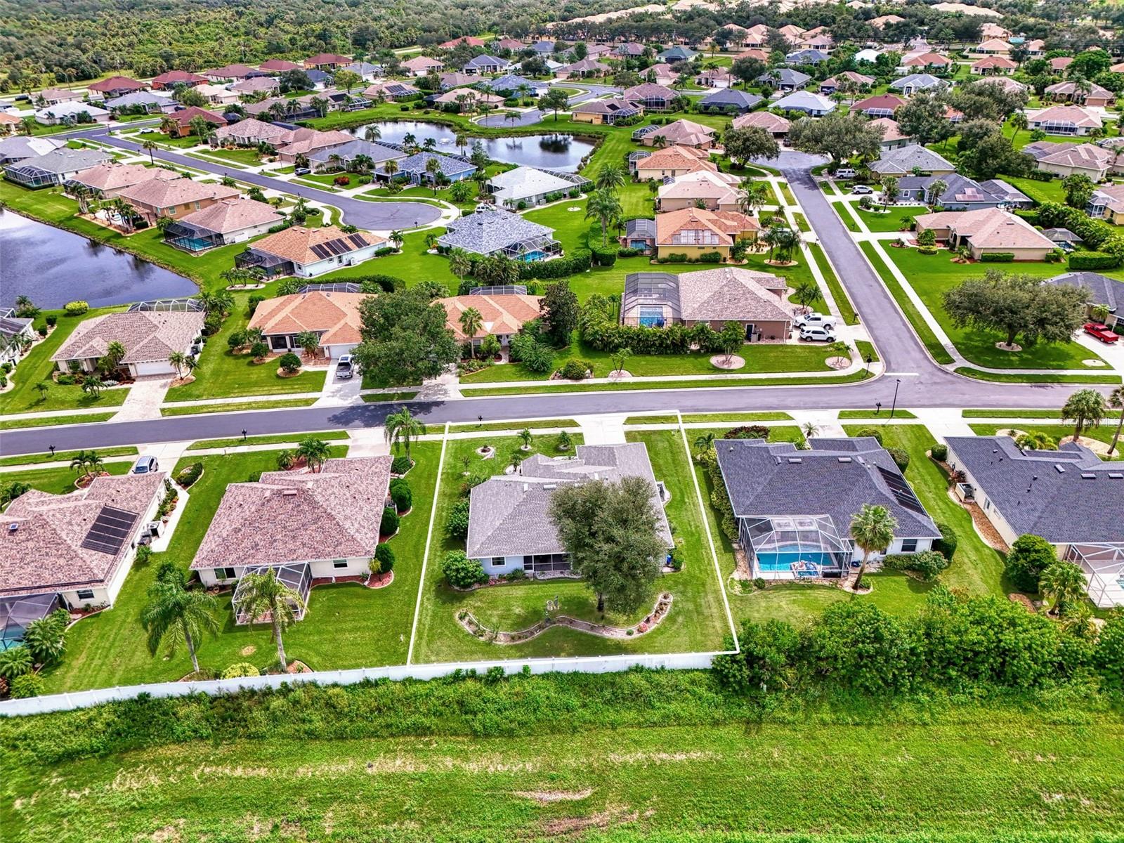 CHARLESTON PARK - Residential