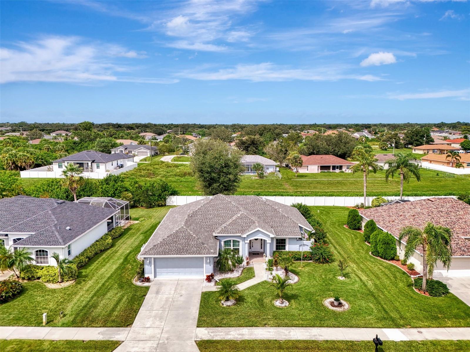 CHARLESTON PARK - Residential