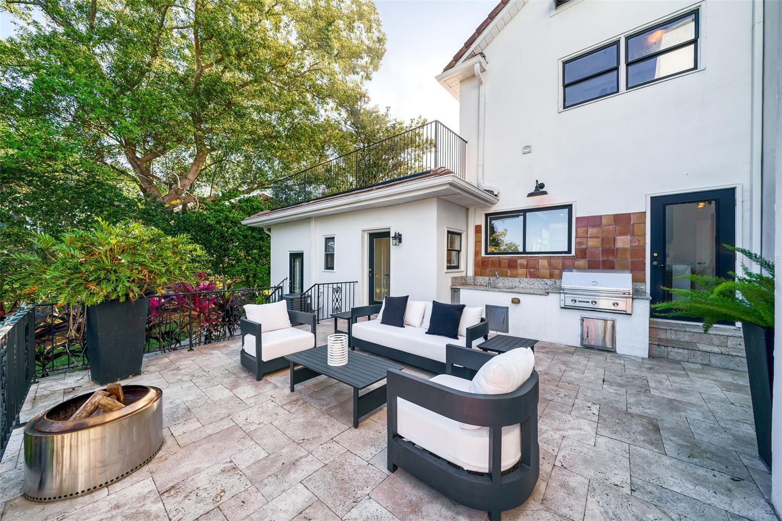 SPRING LAKE TERRACE - Residential