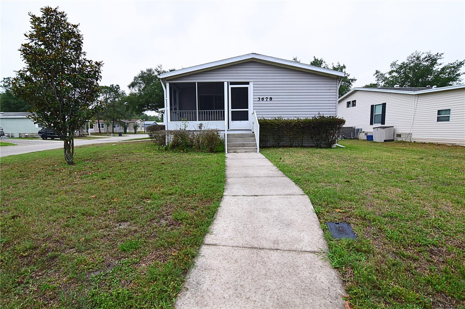 3678 COCONUT PALM CIRCLE