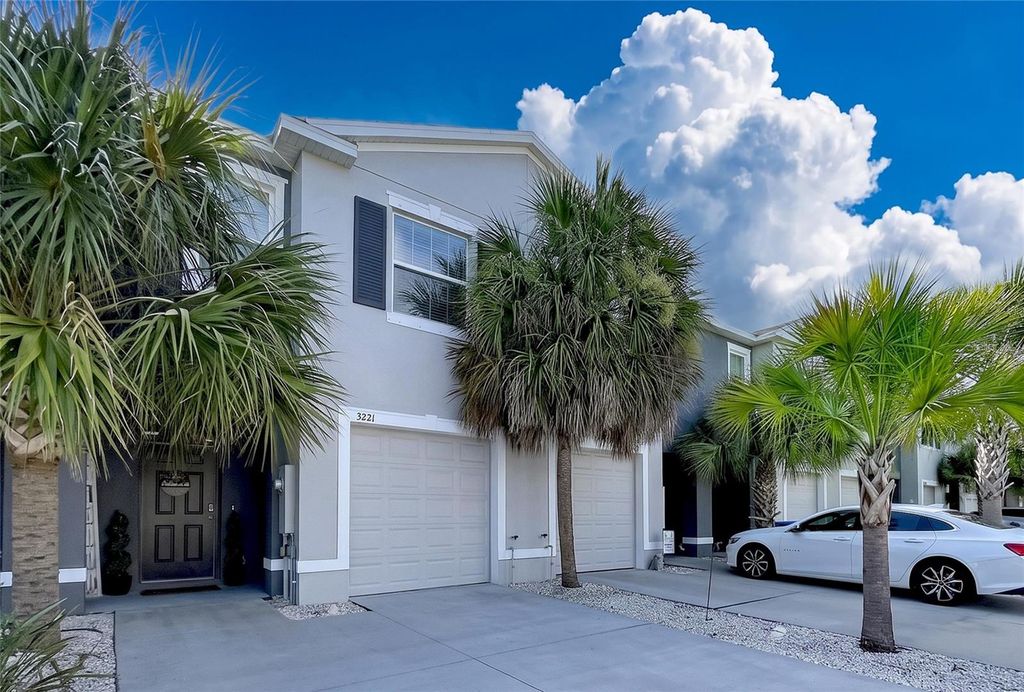 Photo of 3221 Pleasant Willow Court, Brandon, FL 33511 (MLS # TB8528581)
